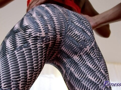 Lieveling, Rondborstig, Hondjeshouding, Zwart, Sportzaal, Moeder die ik wil neuken, Kut duiken, Realiteit