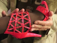 舐める尻, デカパイ, フェラチオ, キス, 自然山雀, ストッキング, タトゥー, ティーン