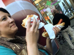 Belle grosse femme bgf, Sucer une bite, Brunette brune, En levrette, Européenne, Hd, Réalité