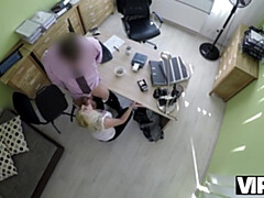 18, ブロンド, フェラチオ, カップル, チェコ, Hd, お金, ティーン