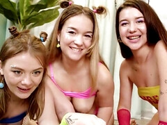 18 jahre, Gruppensex, Gruppe, Hd, Orgasmus, Party, Russisch, Jungendliche (18+)