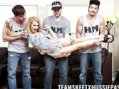 Большая жопа, Большой член, Блондинки, Минет, Собачьи, Короткая стрижка, Молоденькие, Сиськи