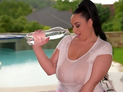 Красотки, Толстушки, Большие сиськи, Сумасшедшие, Милф, Обнаженные, Натуральные сиськи, Киски