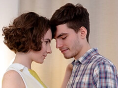 Sucer une bite, Brunette brune, Léchez, Chatte, Maigrichonne, Adolescente, Nénés