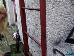 Amateur, Culo, Rubia, Mamada, Engañando, Al aire libre, Público