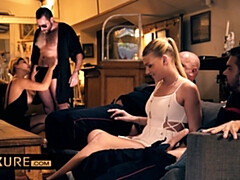 Cul, Gros seins, Blonde, En levrette, Partouze, Groupe, Hard, Hd