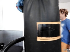 Noire, Plantureuse, Gym, Hard, Hd, Chatte, Plan cul à trois, Nénés