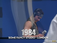 Kont, Laarzen, Bruinharig, Doordringend, Ruw, Rok, Tatoeage, Tieten likken