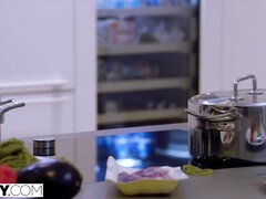 アナル, デカパイ, フェラチオ, 茶髪の, イマラチオ, 手コキする, なめる, 馬乗り