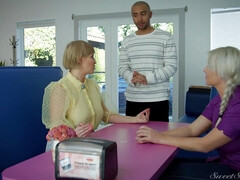 Verga grande, Penetracion con dedos, Maduro, Monstruo, Oficina, Coño, Tetas, Esposa