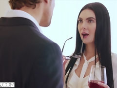 Cul, Sucer une bite, En levrette, Branlette thaïlandaise, Mamelons, Dénudage, Adolescente, Nénés