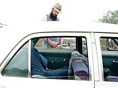 Amateur, Voiture, Fétiche, Poilue, Masturbation, Naturelle, De plein air, Solo