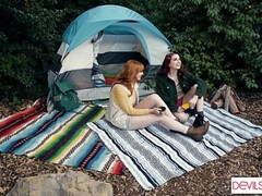 Grosse titten, Fingern, Faustfick, Hardcore, Lesbisch, Realität, Rotschopf, Arsch lecken
