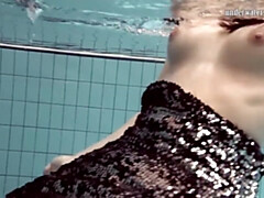 Grote mammen, Fetisj, Naakt, Natuurlijke tieten, Kut duiken, Russisch, Tiener, Tieten likken