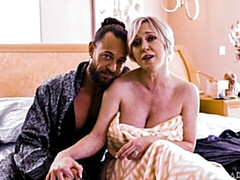 Schlafzimmer, Grosser arsch, Grosser schwanz, Grosse titten, Blondine, Blasen, Milf, Kurzes haar