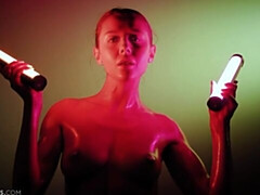 18 jaar, Enthousiasteling, Grote kont, Grote mammen, Naakt, Mager, Alleen, Tiener