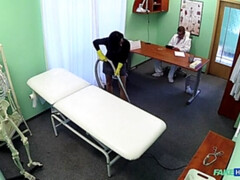 Cul, Sucer une bite, Médecin, Doigter, Branlette thaïlandaise, Léchez, Pov, Uniforme