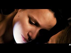 Mischa Barton and Shantel VanSanten in You and I