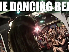 ブロンド, フェラチオ, 着衣女と全裸男, Hd, 異人種間, ラティーナ, 淫乱熟女, パーティ