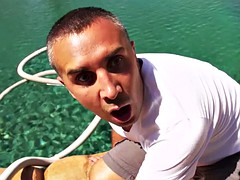 Sucer une bite, Léchez