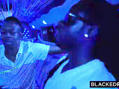 Anal, Grosse bite, Noire, Sucer une bite, Double pénétration, Faciale, Partouze, Lécher le sphincter