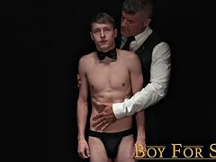 Lécher le cul, Grosse bite, Sucer une bite, Doigter, Homosexuelle, Poilue, Muscle, Tatouage