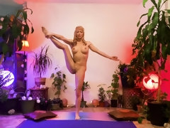 Grote mammen, Blond, Vingeren, Hd, Alleen, Spuiten, Tieten likken
