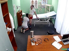 Amateur, Sucer une bite, Médecin, En levrette, Branlette thaïlandaise, Léchez, Bureau, Chatte