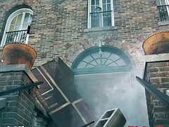 デカパイ, おもらし, タトゥー