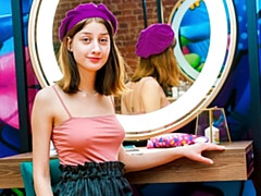 Chambre à dormir, Brunette brune, Doigter, Masturbation, Cheveux courts, Maigrichonne, Solo, Dénudage