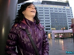 Amateur, Mamada, Corrida, Al aire libre, Pov, Público