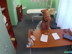 Pijpbeurt, Stel, Sperma, Arts, Hondjeshouding, Verpleegster, Uniformpje, Bekijker