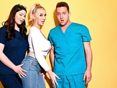 デカチン, ブロンド, フェラチオ, 女 人男 人, 手コキする, マッサージ, ガリガリ, ティーン