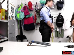 Verga grande, Morena, Estilo perrito, Hd, Latina, Pezones, Realidad, Uniforme