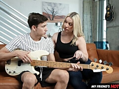 Grosser arsch, Grosser schwanz, Grosse titten, Blasen, Hundestellung, Milf, Muschi, Titten