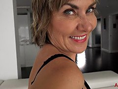 In den arsch, Besamung, Hd, Reif, Reife frau in den arsch, Milf, Schlampe, Ablutschen