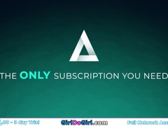 Доминирование, Сидя на лице, Семья, Крошечные, Киски, Бритые, Табу, Сиськи