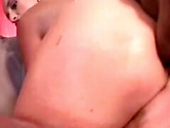 Anaal, Grote mammen, Pijpbeurt, Bruinharig, Hondjeshouding, Groepseks, Interraciaal, Trio