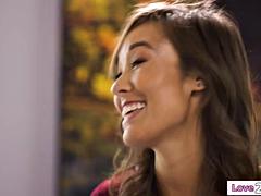 アジア人, デカパイ, レズビアン, 義母, オッパイの