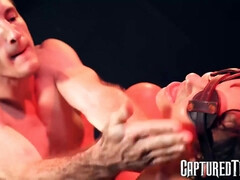 Grosse bite, Bondage, Hard, Hd, Seins naturels, Rousse roux, Tatouage, Nénés