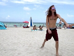 Kont, Grote kont, Rondborstig, Natuurlijke tieten, Openbaar, Kut duiken, Tieten likken