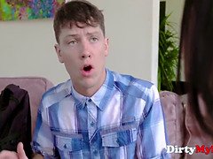 Grosser arsch, Grosse titten, Blasen, Betrug, Fetisch, Milf, Reiten