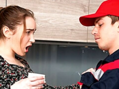 Culo grande, Morena, Estilo perrito, Cocina, Lamidas, Coño, Adolescente, Tetas