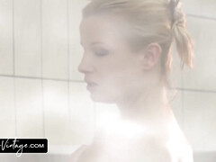 Grosse titten, Blondine, Braunhaarige, Fingern, Orgie, Polizei, Muschi, Uniform