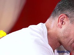 お尻, カップル, 女, 指いじり, マッサージ, オマンコ, 赤毛, ティーン