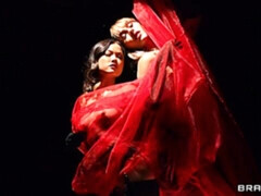 素人, デカ尻, デカチン, デカパイ, バック, ハードコア, 淫乱熟女, 三人