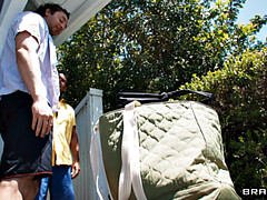 Cuarto de baño, Rubia, Mamada, Vestido, Pajear, Al aire libre, Tatuaje, Bajo la falda