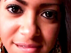 Gros cul, Grosse bite, Sucer une bite, Branlette thaïlandaise, Masturbation, Seins naturels, Adolescente, Nénés