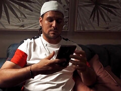 Grosse titten, Blasen, Vollbusig, Kehlenfick, Milf, Mutti, Flotter dreier, Titten