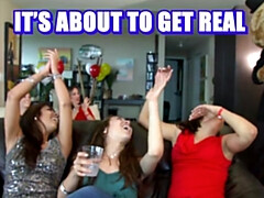 Grosse bite, Homme nu et filles habillées, Dansant, Queue, Interracial, Orgie, Fête, Adolescente